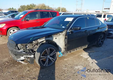 2021 BMW 330I z USA, uszkodzony, nr VIN 3MW5R1J01M8B73146